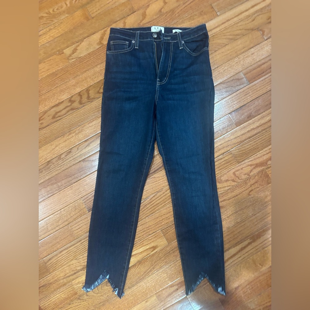 L.T.J. Dark Denim Size 28 Amore High Rise Raw Hem Stretch Skinny Blue Jeans